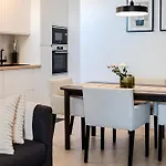 Zest Apartman