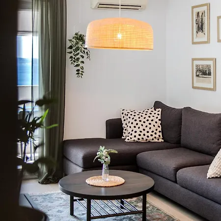 Apartment Zest *