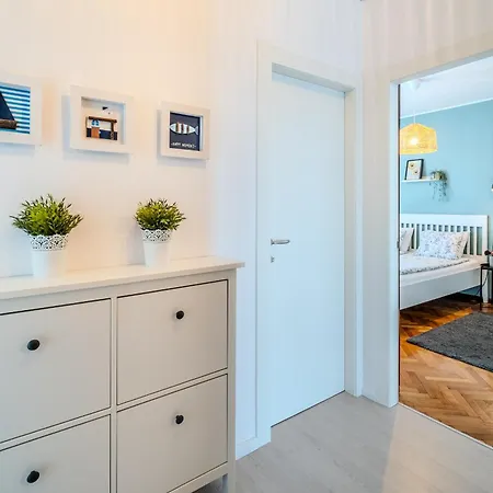 Zest Apartment *