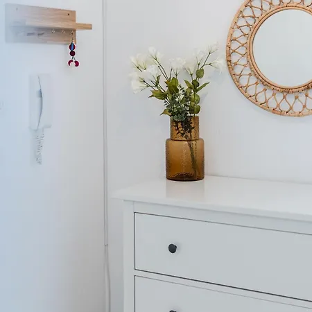 Apartment Zest *