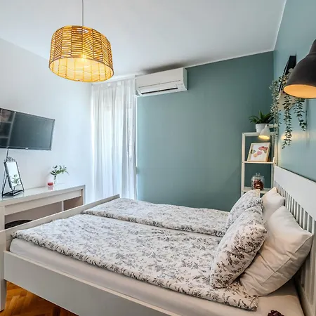 Zest Apartment